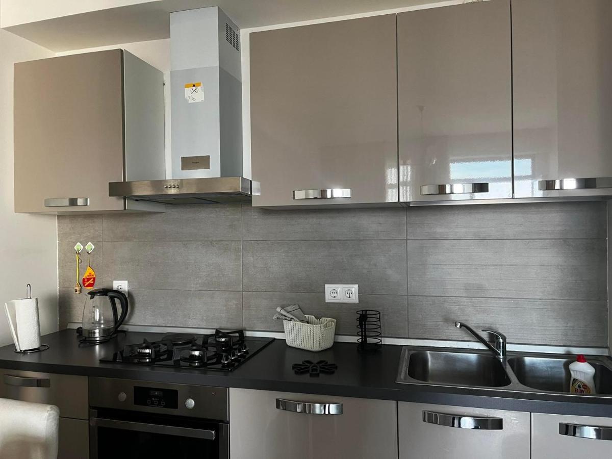 Sol'S M2 White Modern Apartments تبليسي المظهر الخارجي الصورة